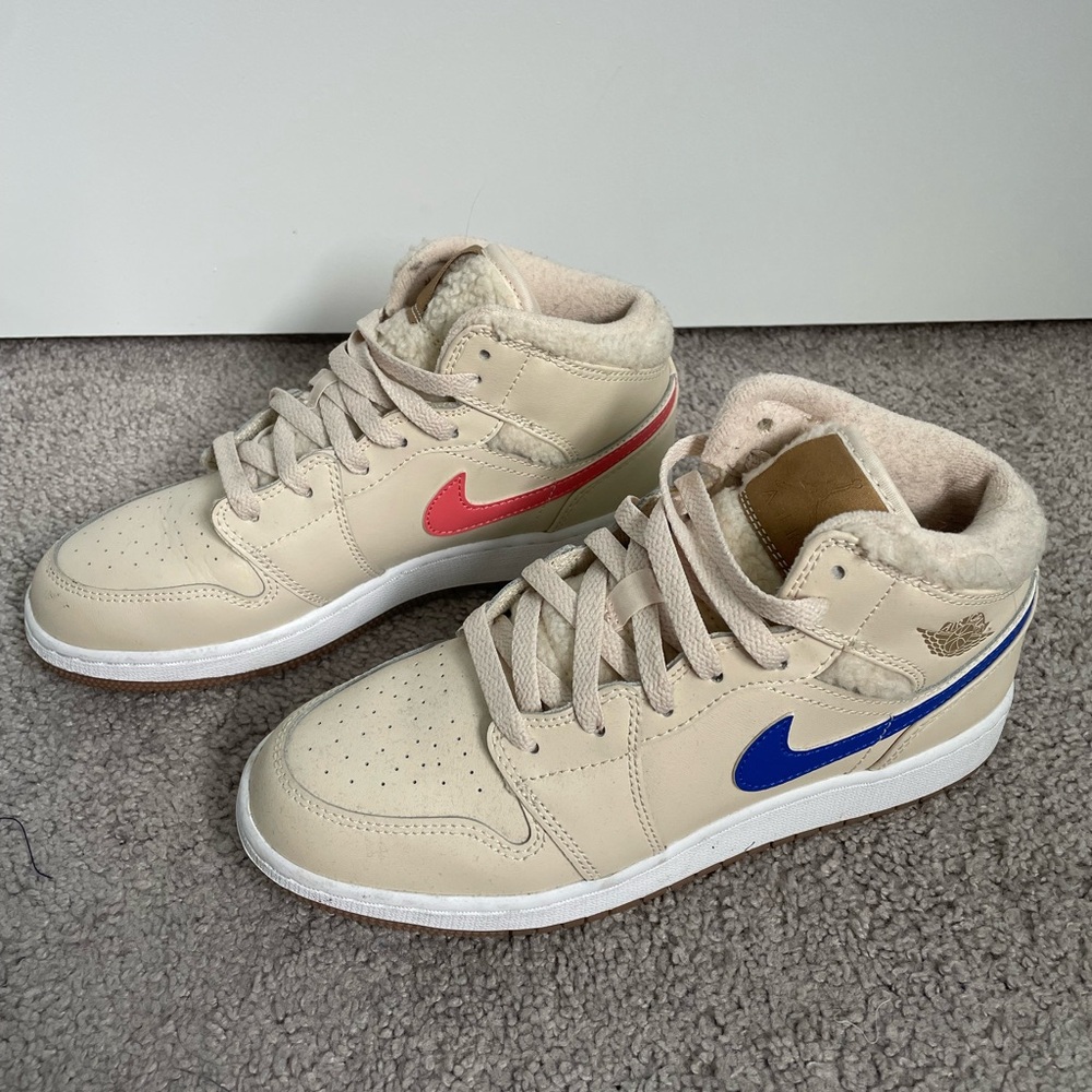 Air Jordan 1 Mid Utility GS Fleece